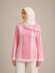 Rose Nacre top manches longues porté mannequin voilée col drapé broche Fennec